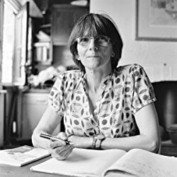 Caroline Davies